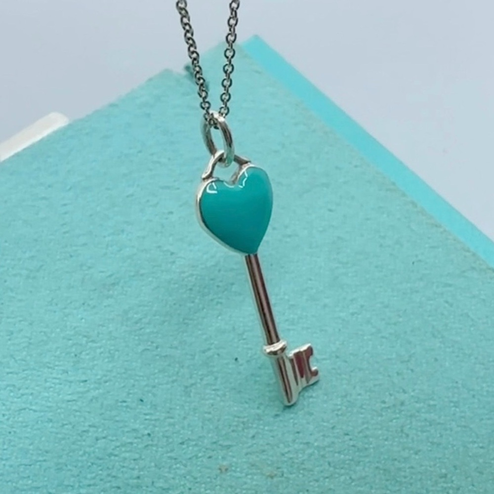 Tiffany & Co 💯% Auth Blue Enamel Heart Key Pendant w/Pouch (ONLY no Chain)🩵EUC🩵